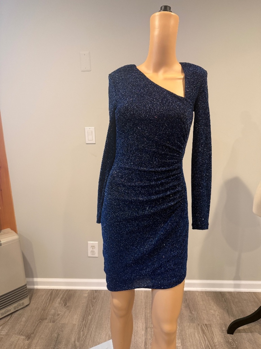 NWT Aqua Womens Metallic Ble Sparkle Asymmetric Cocktail and Party Dress Size XS